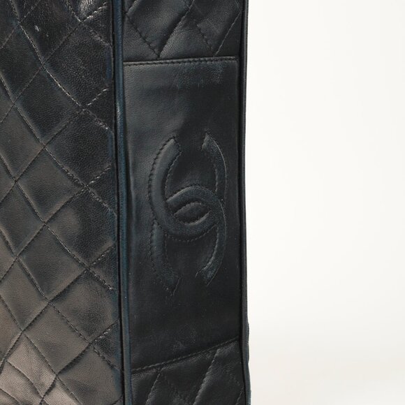 Chanel Vintage Quilted Leather Fringe-Tassel Shoulder Bag - Picture 5 of 11